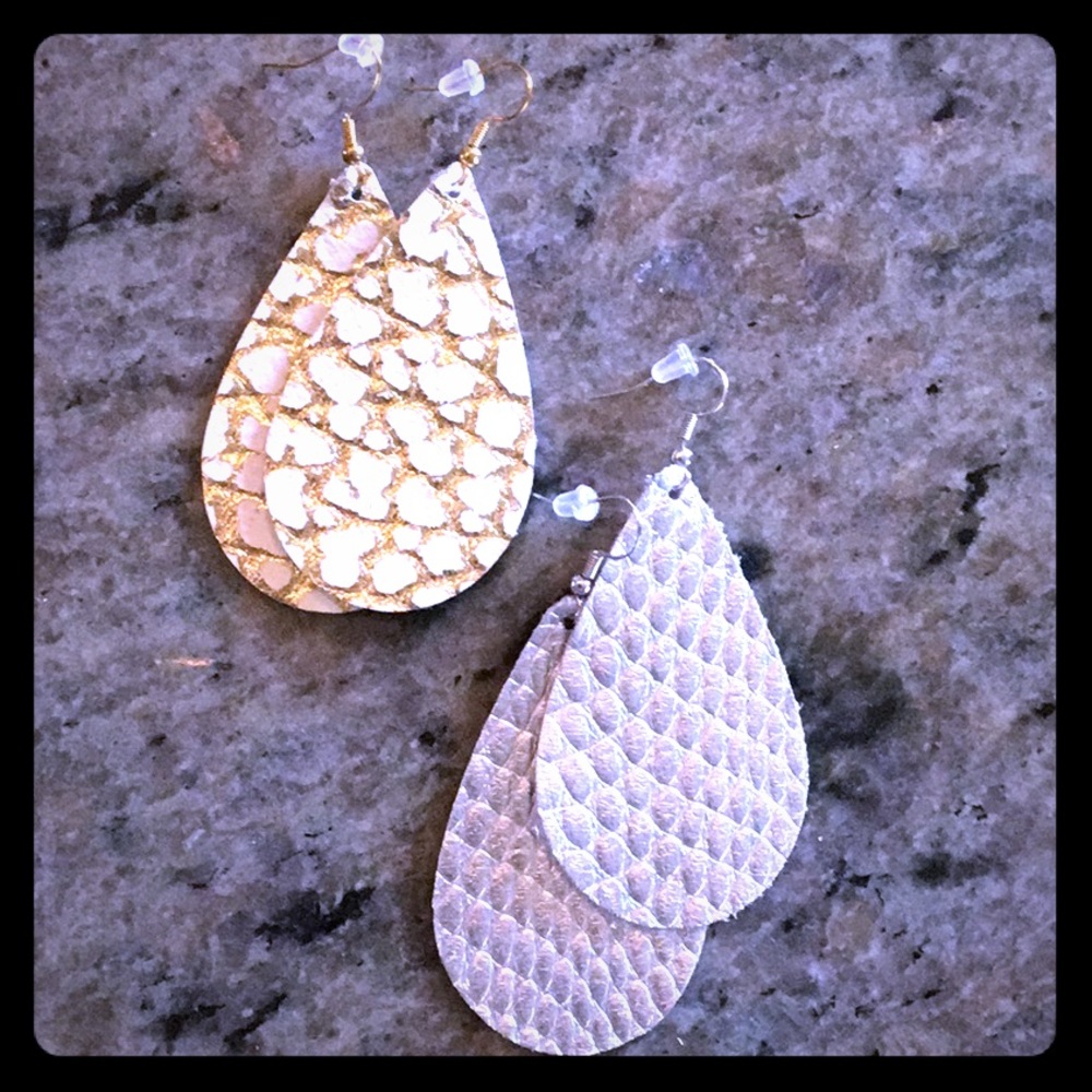 2 pair metallic leather earrings